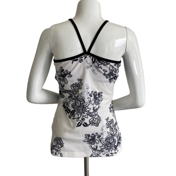 Lululemon tank top - Picture 4 of 4